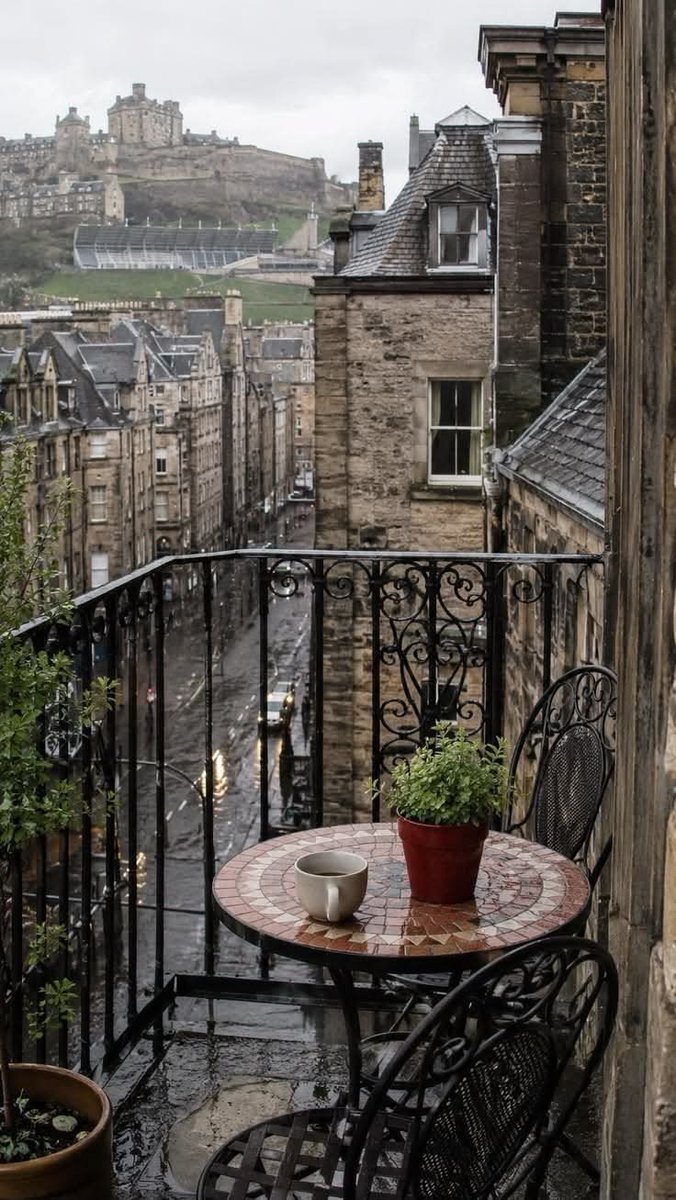 ____flowers__'s tweet photo. Scotland. https://t.co/YqMXcubFyW