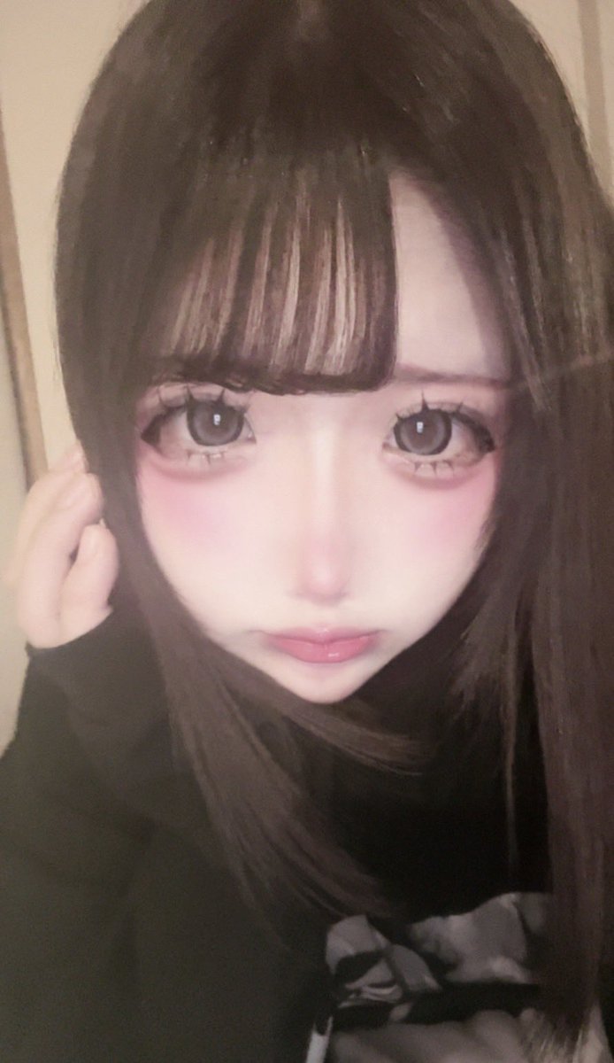 peb2d's tweet photo. なかよしをよこせ

 #自撮り界隈 #いいね返し https://t.co/td36Y0ovWh