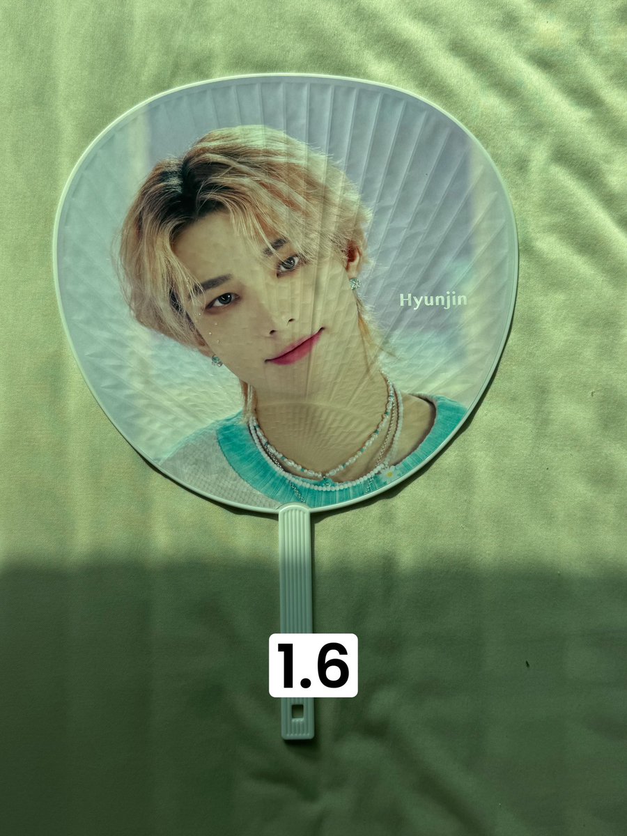 ferret_land's tweet photo. 스트레이키즈 스키즈 엠디 포카 양도 일본 엠디 포토카드 팝업 stray kids skz wts merch MD photo cards pop up japanese merch 

more merch in profile 
eng ✔️

방찬 리노 창빈 현진 한 한지성 필릭스 승민 정인 아이엔 bangchan leeknow changbin hyunjin han hanjisung felix seungmin jeongin https://t.co/isvLHxXNQM