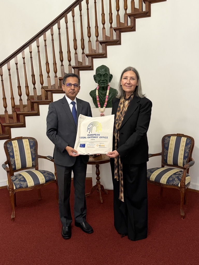 IndEmbassyBru's tweet photo. Ambassador Pranay Verma met Ms. Sedef Dearing, Deputy Director General of the International Centre for Migration Policy Development (ICMPD) and her team.

@ICMPD briefed him on progress on the pilot European Legal Gateway Office (LGO) in India and efforts to promote skills and talent mobility. Ambassador underscored the importance of talent mobility in the emerging landscape of India-EU technological and innovation partnership.

The LGO will serve as a one-stop hub to provide information and support the movement of Indian students, researchers and professionals to the EU, beginning with the ICT sector. 
🇮🇳🤝🇪🇺
#IndiaEU #TalentMobility