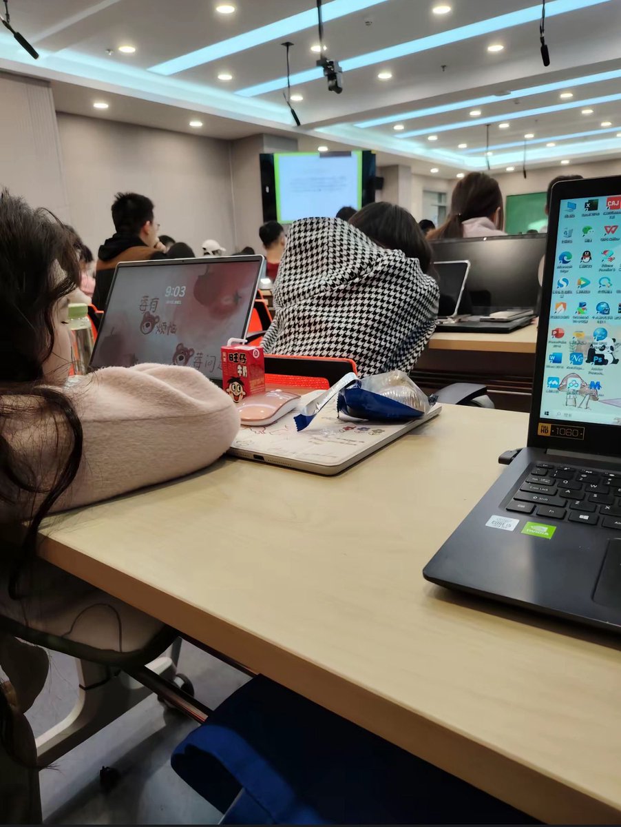 GabrielUribe26's tweet photo. 今天周五女大学生许愿一个炮友可以吗？只打炮不谈恋爱（要会舔👅b的）！！！！！！ https://t.co/JWUwG0izyT