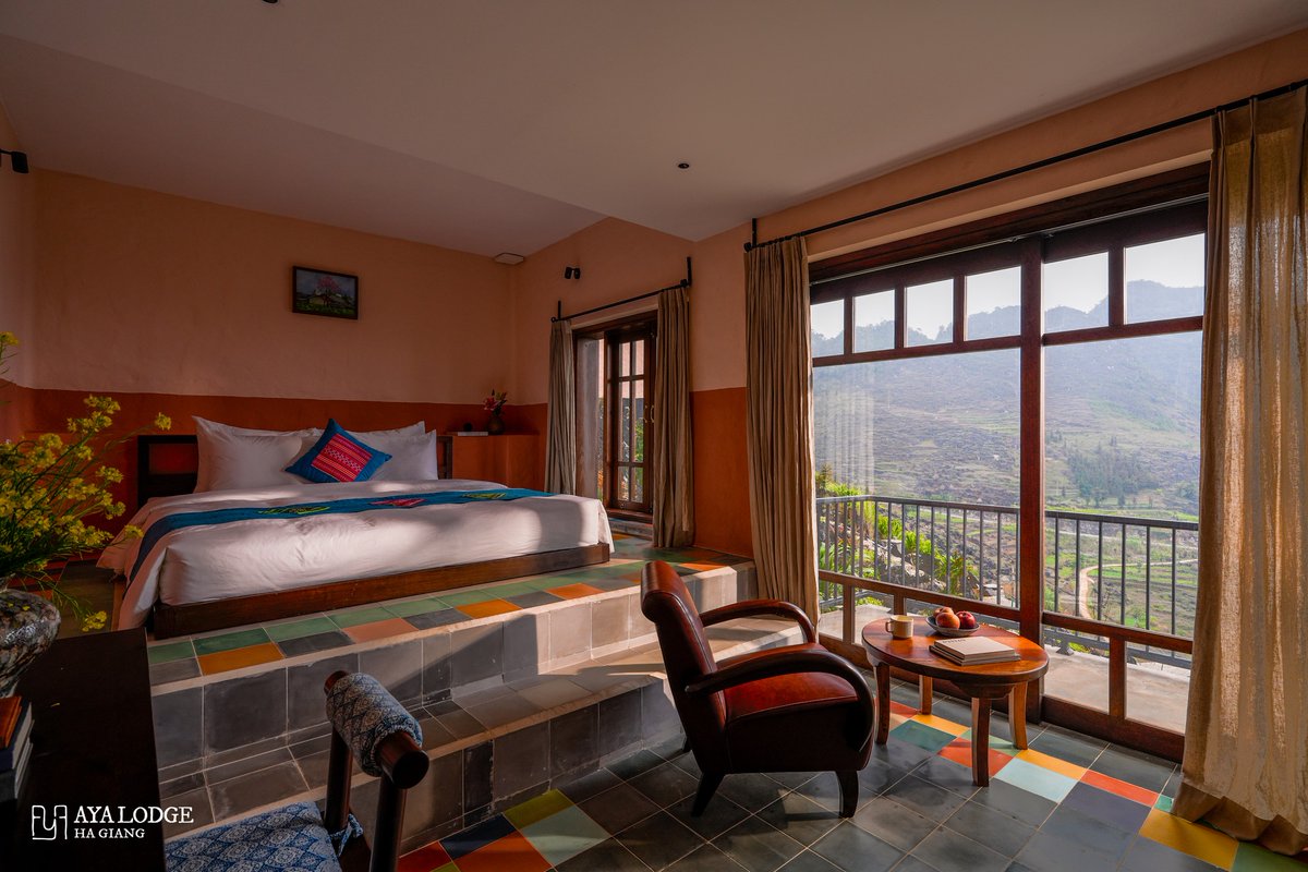 ana2609's tweet photo. A slow afternoon, mountain views, and a room made for unwinding after a long ride around the loop. Ha Giang Aya Lodge https://t.co/JpRN0hauwc