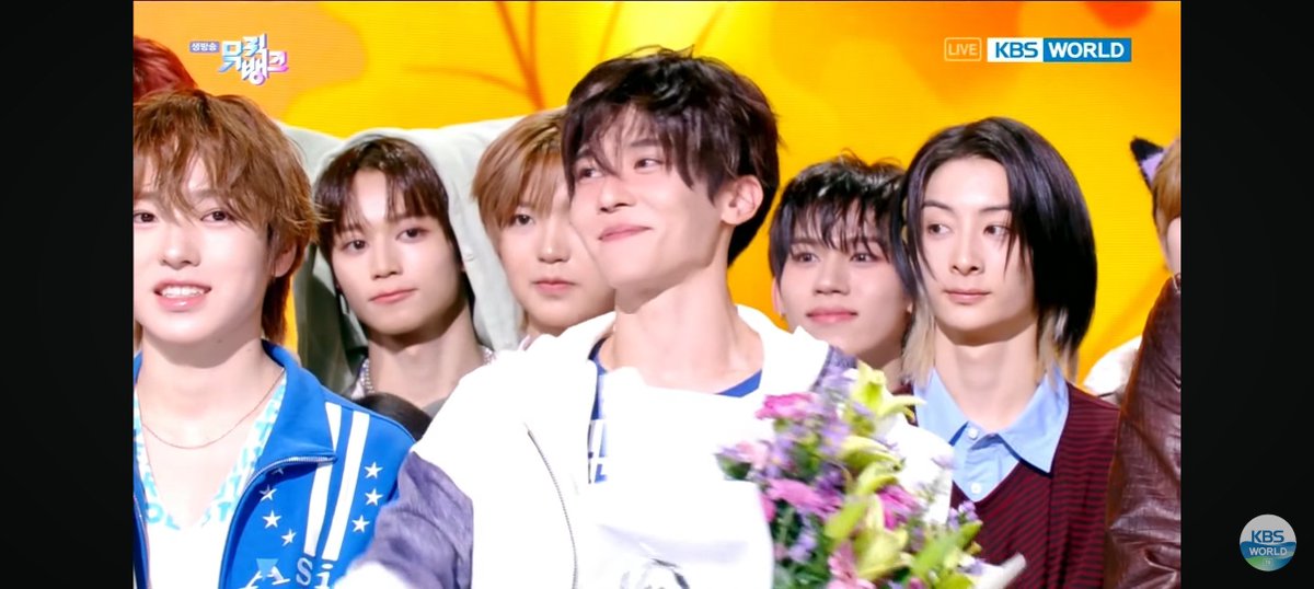 maeshiteruw's tweet photo. Ya Allah rezeki nya di mubank yaa wishie😭 https://t.co/bYoZnGxXMV