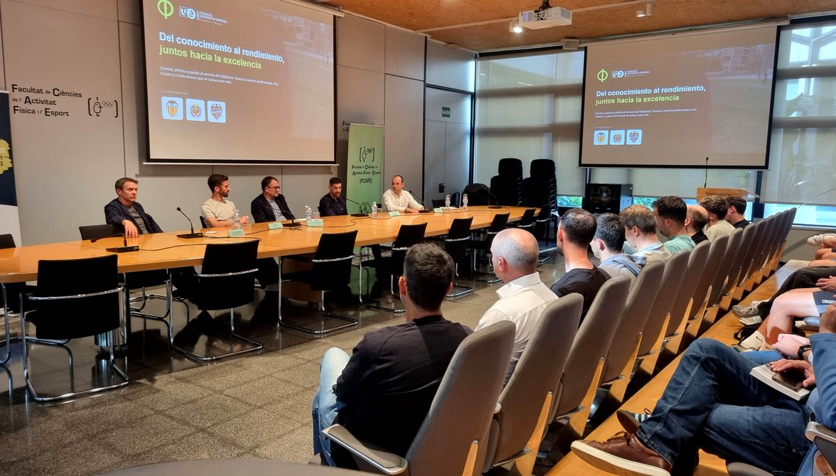 ADEITUV's tweet photo. La inauguració del 𝘔𝘢̀𝘴𝘵𝘦𝘳 𝘦𝘯 𝘗𝘳𝘦𝘱𝘢𝘳𝘢𝘤𝘪𝘰́ 𝘍𝘪́𝘴𝘪𝘤𝘢 𝘪 𝘗𝘳𝘦𝘷𝘦𝘯𝘤𝘪𝘰́ 𝘥𝘦 𝘓𝘦𝘴𝘪𝘰𝘯𝘴 𝘦𝘯 𝘦𝘭/𝘭𝘢 𝘍𝘶𝘵𝘣𝘰𝘭𝘪𝘴𝘵𝘢 de la @UV_EG  va reunir 𝗽𝗿𝗼𝗳𝗲𝘀𝘀𝗶𝗼𝗻𝗮𝗹𝘀, 𝗽𝗿𝗼𝗳𝗲𝘀𝘀𝗼𝗿𝗮𝘁 𝗶 𝗮𝗹𝘂𝗺𝗻𝗮𝘁 🔝 https://t.co/NhK5YQGUIK