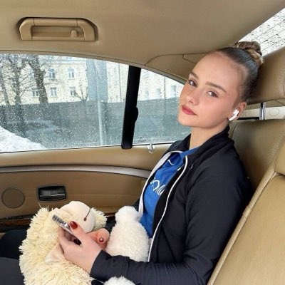 AlinaJamesmj0's tweet photo. #NewProfilePic https://t.co/3XpYU6XMfw