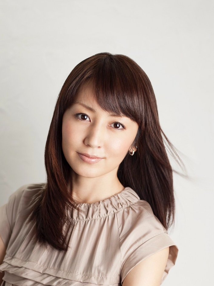 mezamashimedia's tweet photo. 新春スペシャルドラマ
『花嫁のれん～能登に笑顔の花よ咲け～』放送決定！

震災復興の願いを込めて
『花嫁のれん』がスペシャルドラマとして帰ってくる

能登半島にある和倉温泉を舞台に
第4シリーズ（全205話）まで制作された
人気の昼ドラ

2027年1月4日（月）13時30分～
東海テレビ・フジテレビ系

▶️https://t.co/kISbEQowjU

#羽田美智子 #矢田亜希子