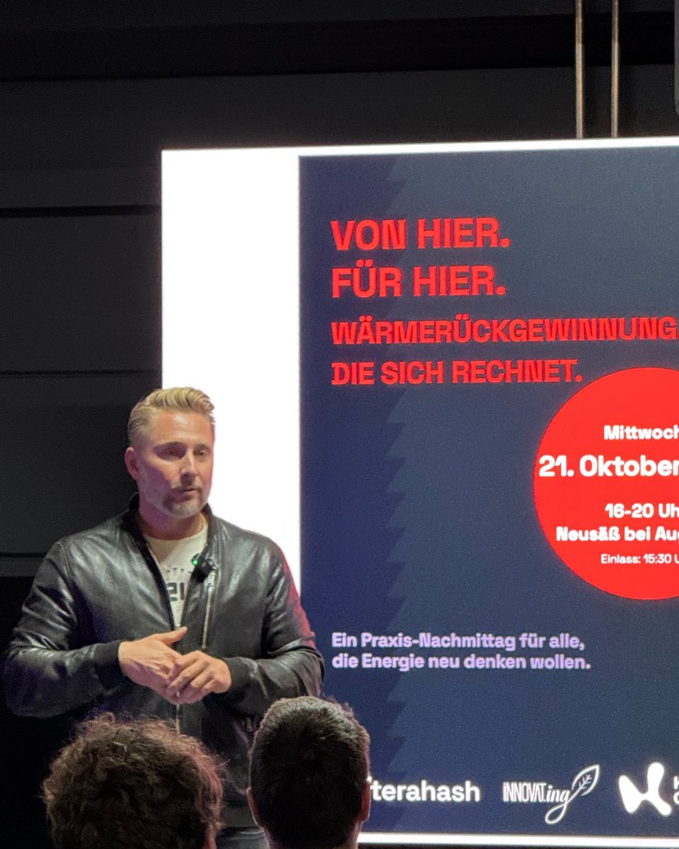 terahash_space's tweet photo. Wärme, die ohnehin entsteht, sinnvoll nutzen! 

Genau darum ging es bei unserem ersten Energietag in der neuen Kläger Group Eventlocation.  

Unter dem Motto „Von hier, für hier. Wärmerückgewinnung, die sich rechnet.“ haben wir rund 25 Gäste aus Industrie, Hotellerie, Thermen- und Bäderbetrieben, Energieberatung und SHK-Handwerk begrüßt. 

Das Programm:  🔧 Einblicke in unsere industrielle Wärmepumpe direkt am Produkt  📊 Echte Zahlen aus dem Praxiseinsatz bei der Kläger Group  💡 Ein Blick in die Zukunft: KI, Transformation und Energie  ⚡ Rundgang durch Anlage und Energy Lab 

Steigende Energiepreise, CO₂-Kosten und neue Vorgaben machen das Thema für viele Unternehmen dringlicher denn je.  

Danke an alle Gäste für den offenen Austausch und die vielen spannenden Fragen! 

Weitere Fotos in den Kommentaren💪