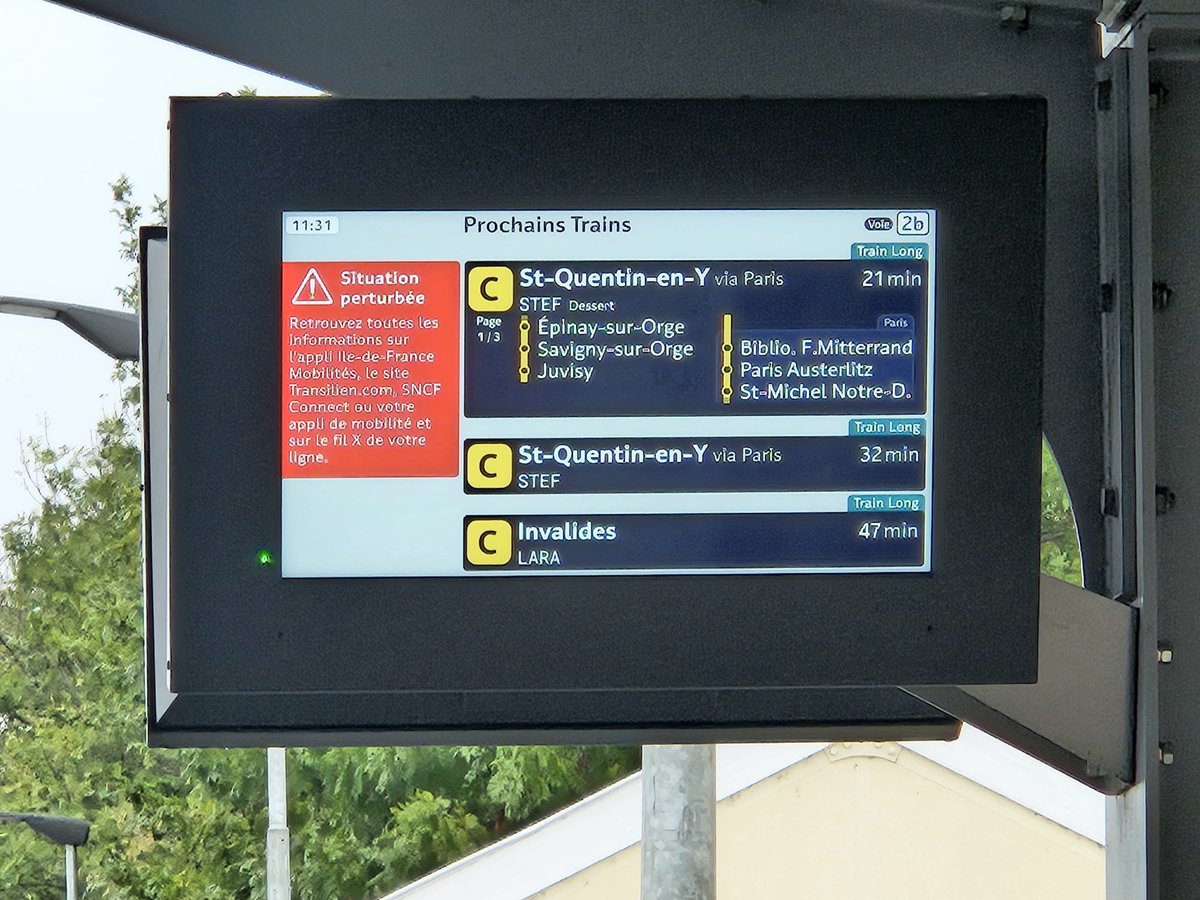 ACircule's tweet photo. @Xena0o @MsEnza @RERC_SNCF @Plusdetrains Normalement ? Un train LARA supprimé, un STEF retardé de près de 20 mn, un autre train LARA porté disparu. Voilà ce qu’on voit dans le val d’Orge. https://t.co/Rzqrvhk8vK