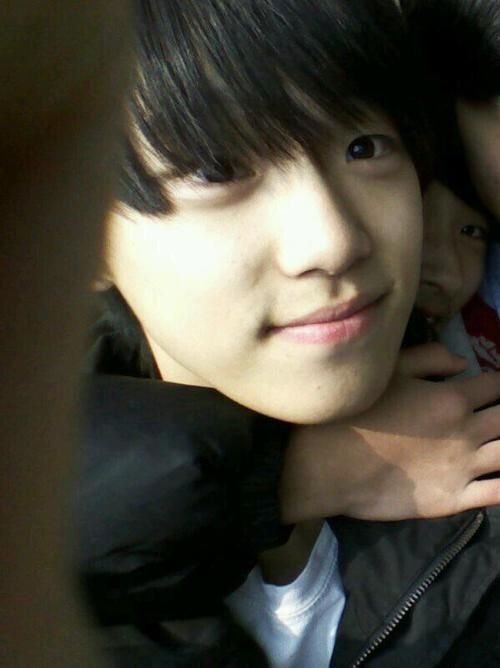 pixiechani's tweet photo. 3 days left.. dont touch me dont talk to me dont come near me im not ready https://t.co/OFumj2hfFM