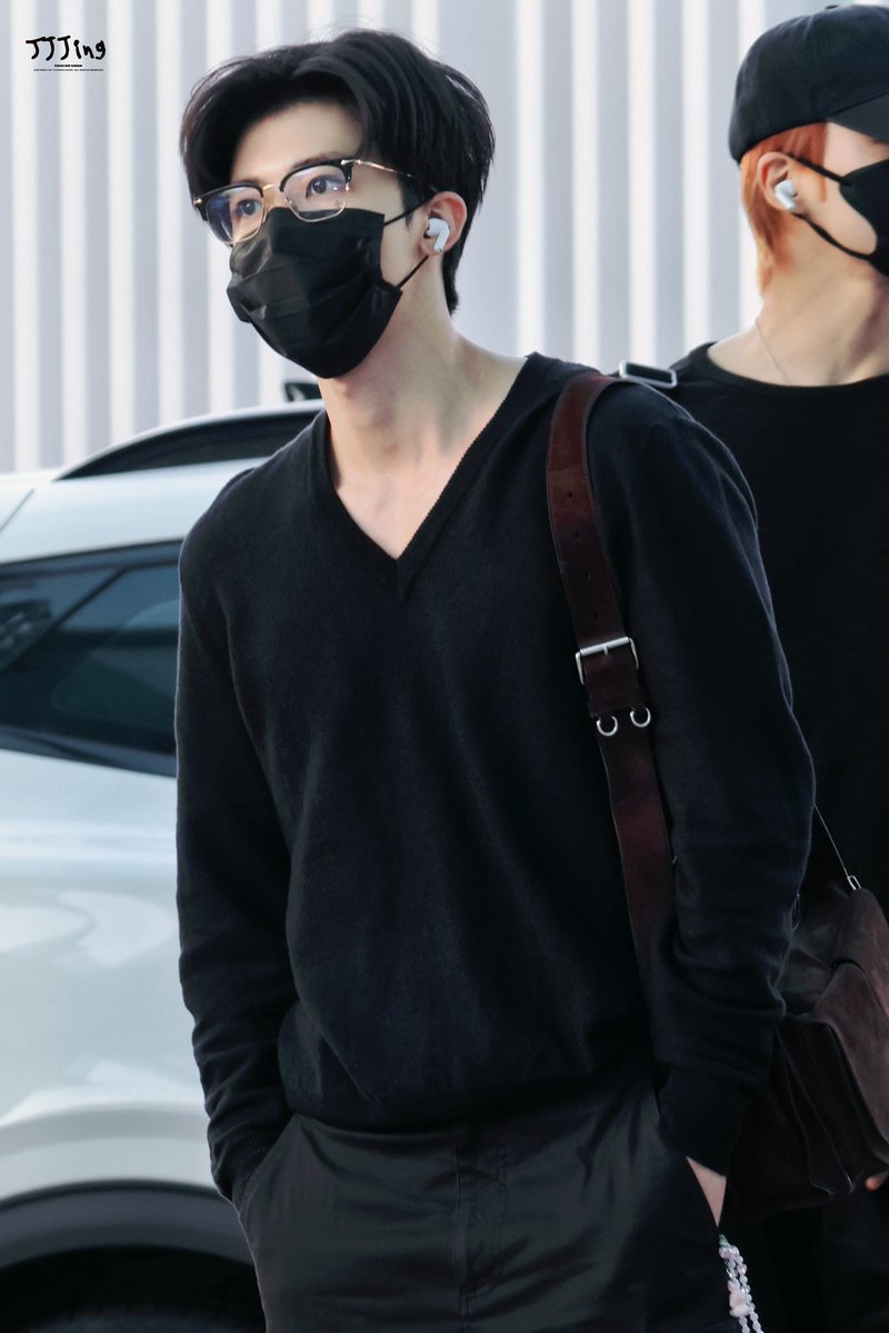 njmjaem's tweet photo. PAPAH https://t.co/uO5IWJDGPX