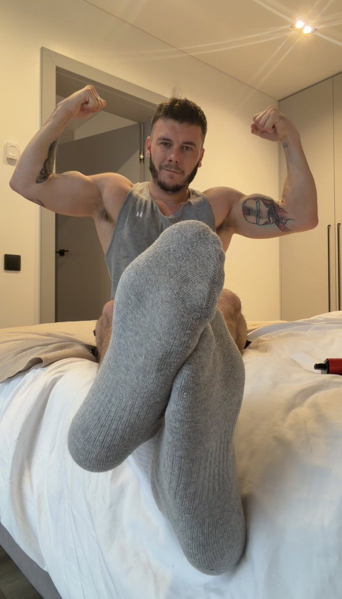 AlphaLukesWorld's tweet photo. 👑@AlphaLukex1 👑

TAX FRIDAY! 

It’s time to pay your Tax and who better to send to than @AlphaLukex1! 

Reasons to send: 
🧦He’s the definition of a man 
🧦 His socks are always sweaty
🧦He’ll treat you mean to to keep you keen 

Pay up piggies 🐷 https://t.co/gn0sSeyc9M