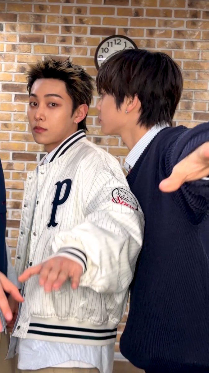 jannyouare's tweet photo. แมวติดเจ้าของ 🥴🐈‍⬛ https://t.co/JqRGqNUag5