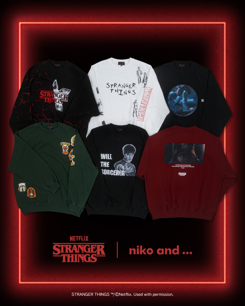 NetflixJP's tweet photo. ━━━━━━━━━━━━
Stranger Things ×
niko and …
2026.11.6 (Fri) Release
━━━━━━━━━━━━

2026年に10周年を迎える
Netflixシリーズ
『ストレンジャー・シングス 未知の世界』と
〈niko and …〉による
カプセルコレクション
第3弾が登場！

ホリデームード漂う
オリジナルデザインに注目🙃🎄🎸

◆販売スケジュール
アイテムラインナップ公開：10月23日(金)
発売：11月6日(金)

◆販売店舗
・国内外一部店舗
・公式WEBストア and ST（アンドエスティ）
※国内取り扱い店舗の詳細はand ST商品ページをご確認ください。
詳しくは特設ページをチェック👀✔

#ストレンジャーシングス #StrangerThings
#Netflix #ネットフリックス #ネトフリ
