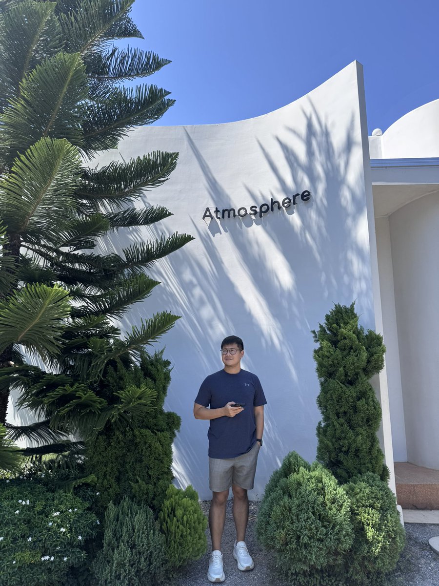 mossapiwat's tweet photo. พักผ่อน 🌞 https://t.co/REgqenutco