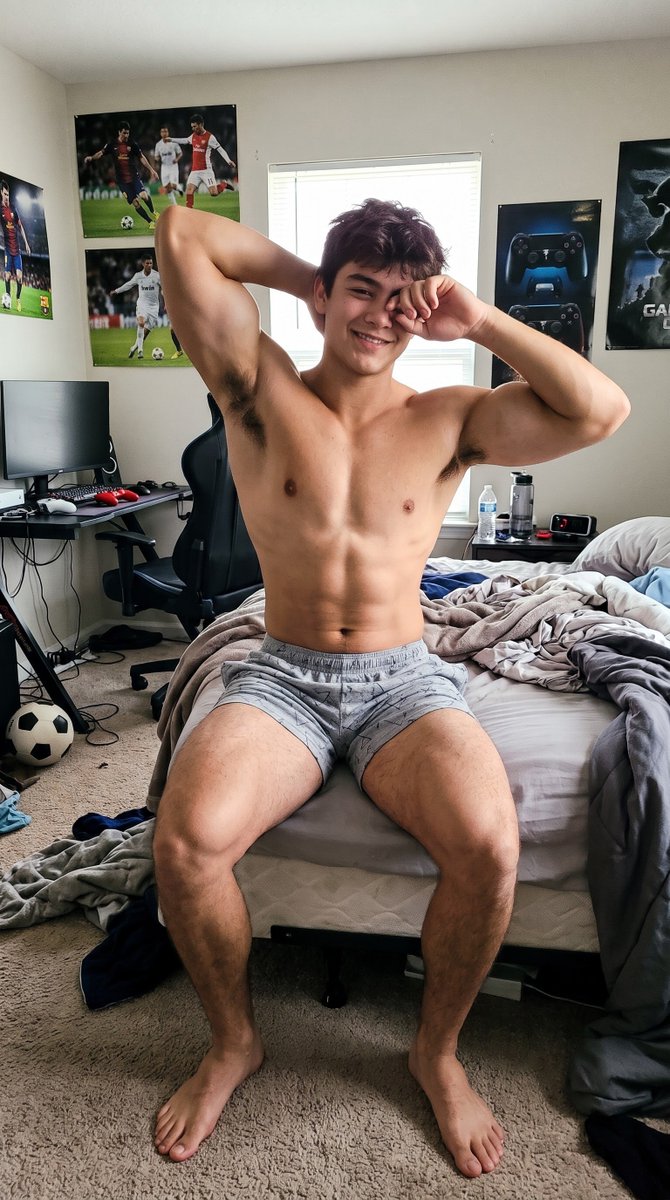 92mighty92's tweet photo. Rise and shine! It's Friday, we've got this! 💪
#MightyAICandy #RiseAndShine #MorningStretch #WakeUp #AIMuscle #Motivation #FitnessMotivation #Muscle #TeenMuscle #Hunks #AIHunks #TightShorts #BigFeet #BigPecs https://t.co/PcTsAoYMGo
