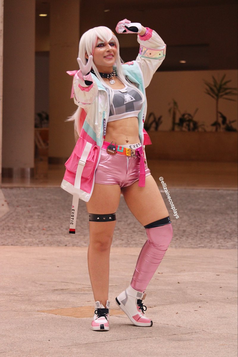 NikkeCoser's tweet photo. Whose throat will my fangs sink into? 🐕😈
-
A bit more of jackal for you Commanders. Isn’t she such a funny and cute nikke? 

#NIKKE #NIKKEcosplay #cosplayer #jackal #NIKKE4thAnniversary https://t.co/jop8fccW2B