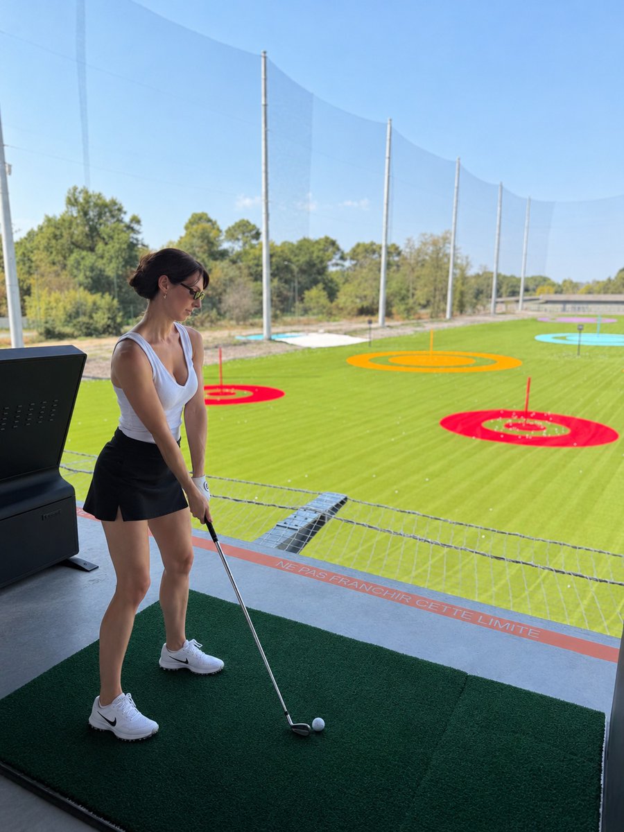 AliceLaynOff's tweet photo. objectif, la cible rouge ??🎯😘😍 https://t.co/urkJd4Tcpy