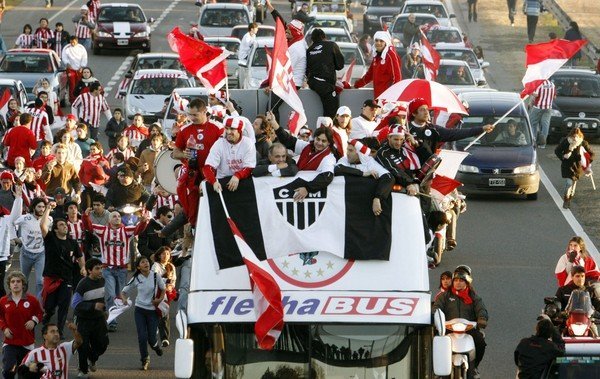 proformaeng's tweet photo. @EdelpOficial Mineiro parabeniza o Estudiantes !!!!! https://t.co/P9CMZaxg9n