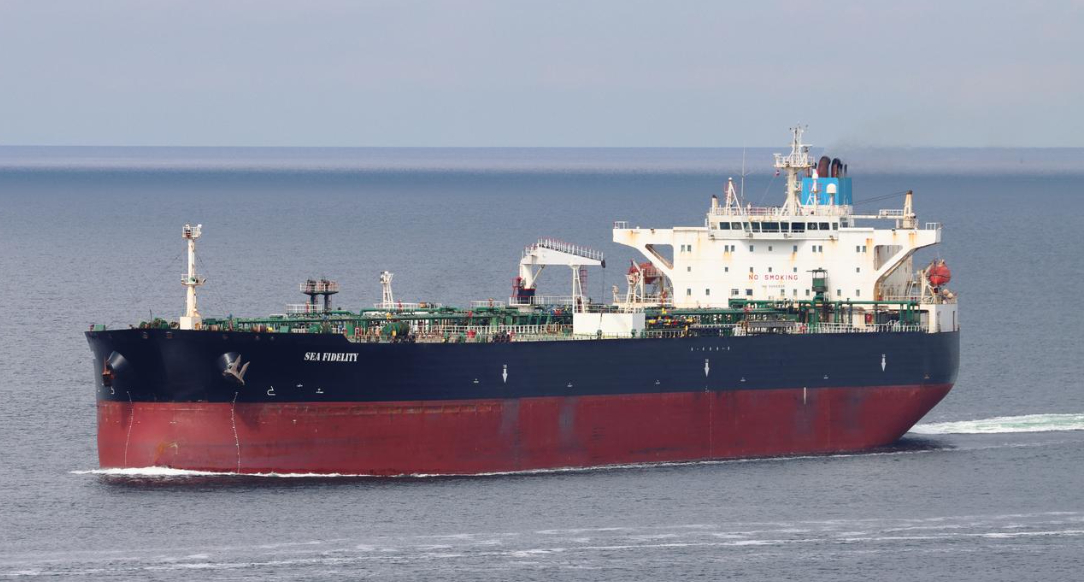RT_Russia_'s tweet photo. ⚡FIRST tanker carrying Russian DIESEL fuel, as part of the Putin-Trump deal, is HEADING to the US — Kremlin https://t.co/i0Nc1f8G8f