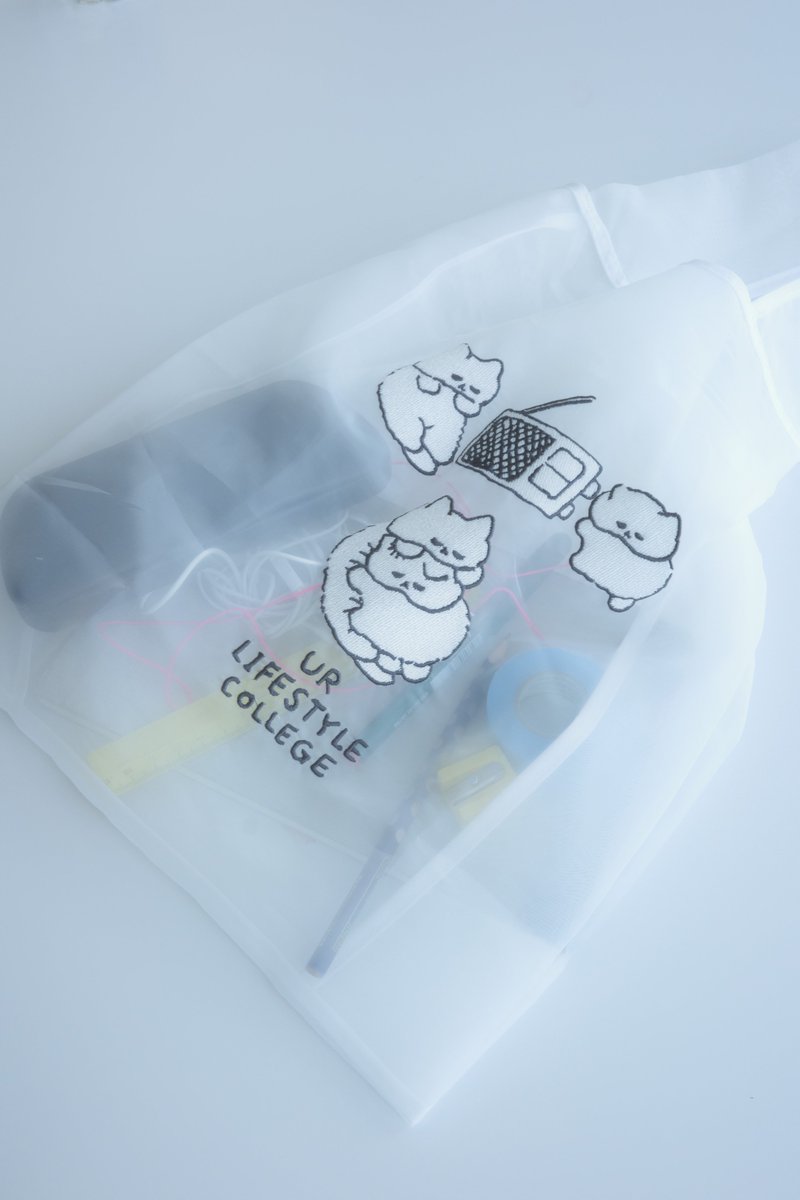 lifestyle_ur's tweet photo. オリジナルグッズ第７弾🤍

いぬとねこや生活をテーマしたまんがや絵を制作する、#花原史樹 さんがデザインしてくれたオリジナルバッグ○

応募方法は
10月25日(日)18時～の放送で
チェックしてください。

皆さんのご参加、お待ちしています🙌

⚡radiko⚡
https://t.co/WhKB5urY8B https://t.co/aR3qrgXT8e