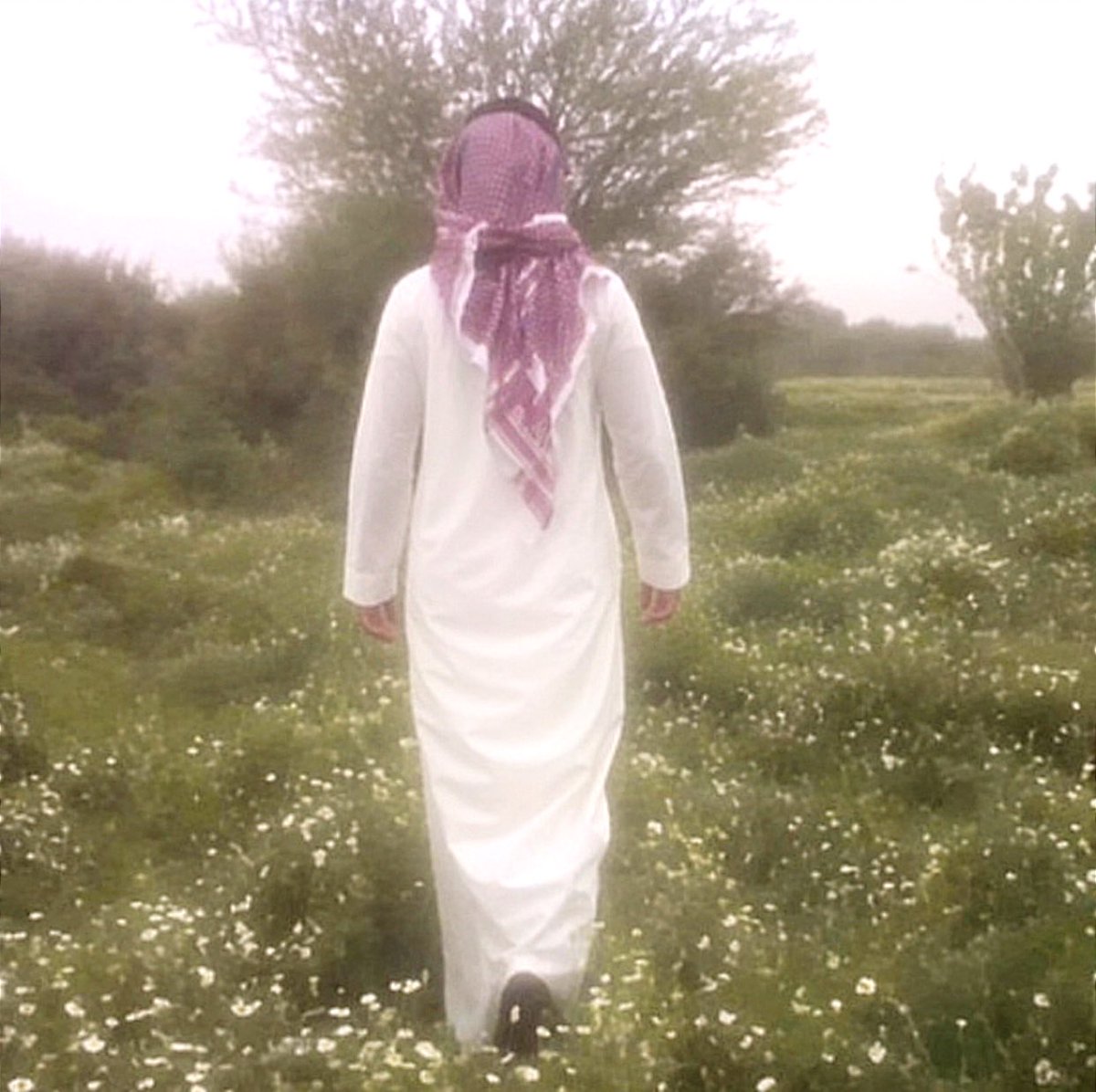 welldone_txt's tweet photo. الشعور اللي يجيك بعد ما تصلي الجمعة وتقرا سورة الكهف وتخلص أذكارك وتزور الجماعة https://t.co/Tw0kYtQEsJ