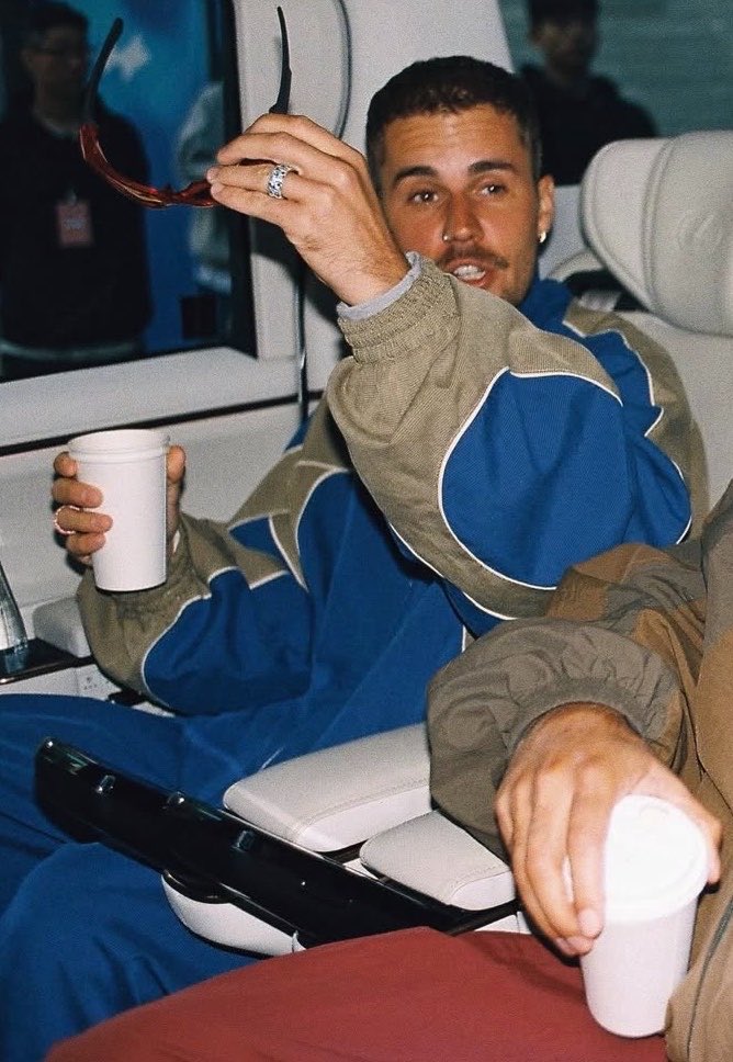 drewlegend_'s tweet photo. cada día más lindo está https://t.co/nQk9qlpjGQ
