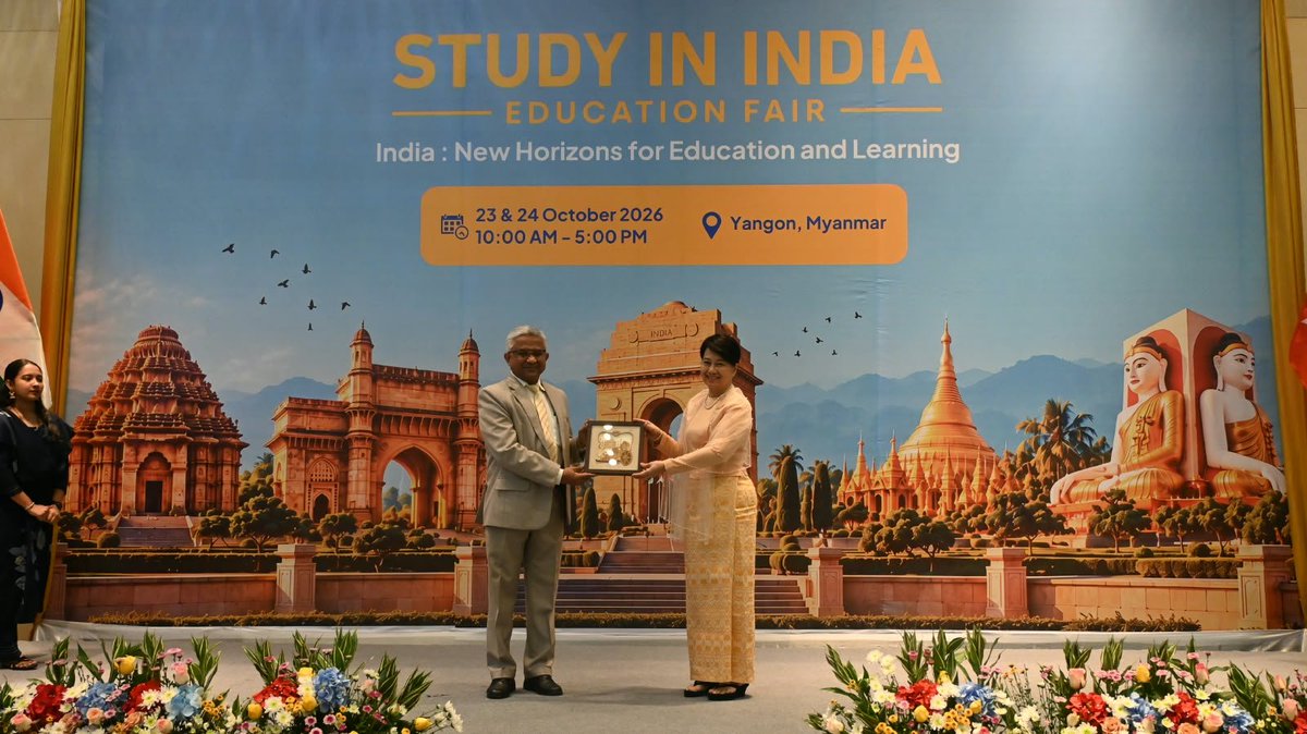 IndiainMyanmar's tweet photo. Sharing some more pics.
#StudyInIndia https://t.co/rI7ukF40a3