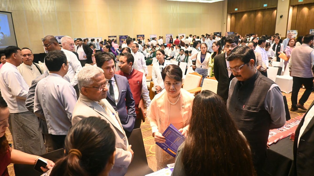 IndiainMyanmar's tweet photo. Sharing some more pics.
#StudyInIndia https://t.co/rI7ukF40a3