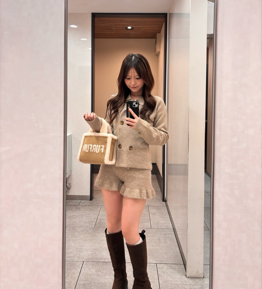 maachan_poco's tweet photo. バック以外全部SLY🤎このセットアップ使い勝手良すぎる https://t.co/irkyLE2AxG