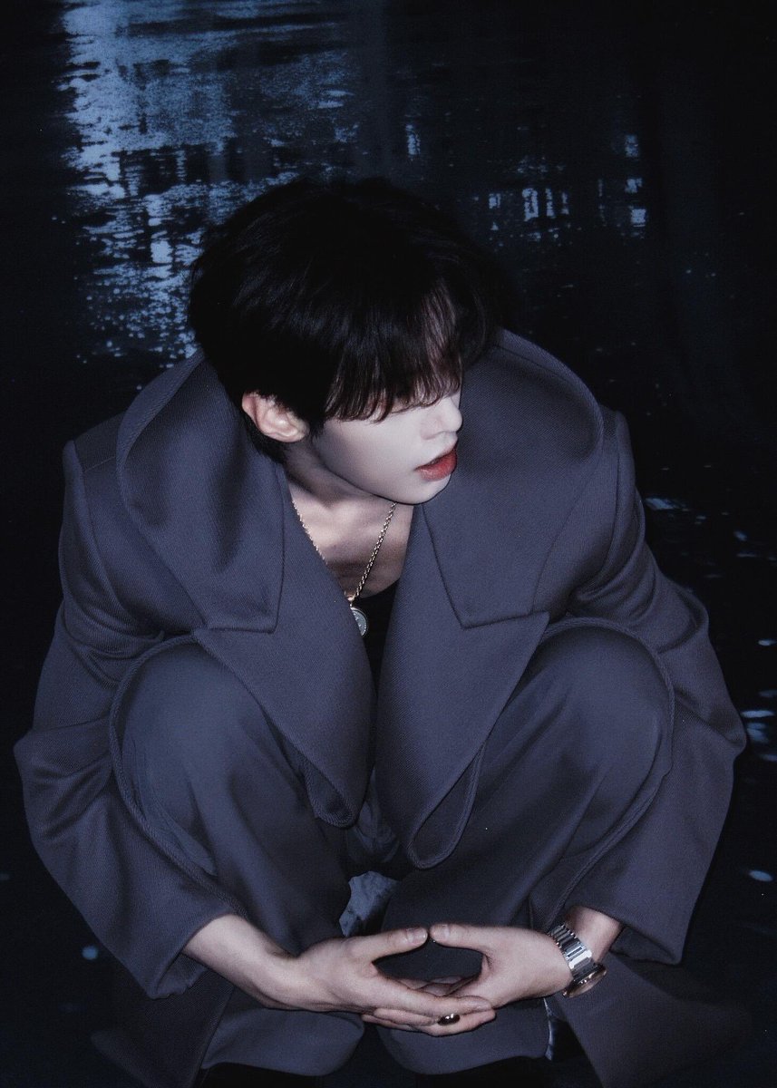 j_pinkmatcha's tweet photo. 26.10.23 하여 공작실 샤오홍슈

VOGUE

#heyu #하여 #何与 #하의겸 #何宜谦 https://t.co/TKO8rHOclf