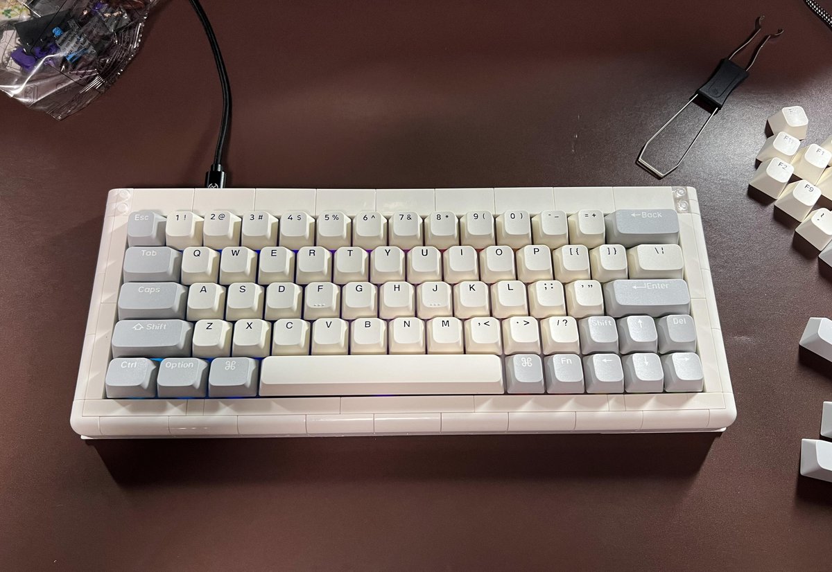Keyboards_bot's tweet photo. https://t.co/kwDO7nARo0