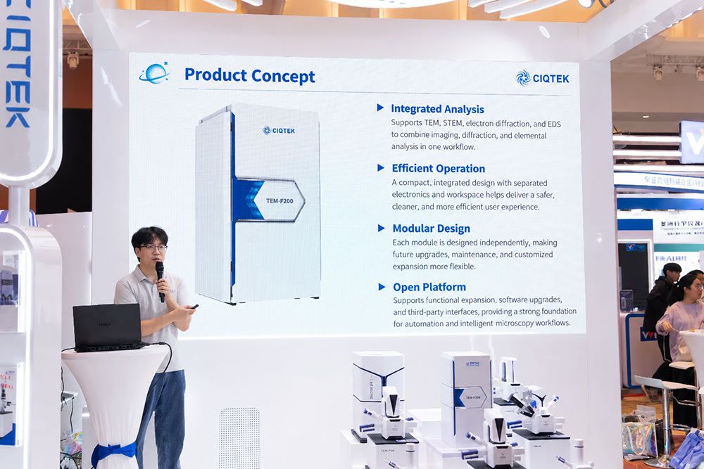 ciqtek's tweet photo. 🔬 #CIQTEK has unveiled its self-developed 200 kV Field Emission #TEM, alongside four new products across TEM, #FESEM, imaging, and AI.

Read more: https://t.co/wcMR2yKSW4

#SEM #ElectronMicroscopy #AItools https://t.co/PMR3kg6wQp