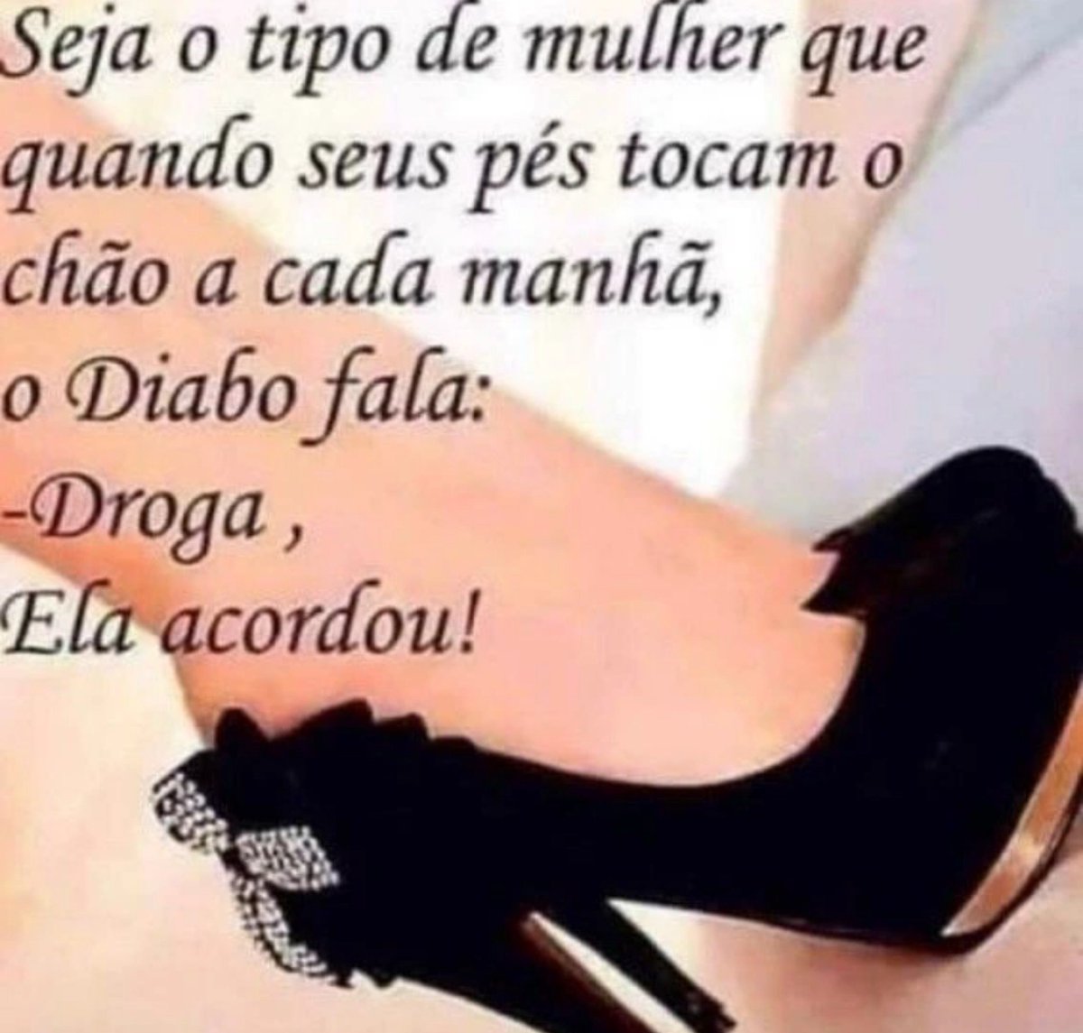 PoseyGabriel_'s tweet photo. Bom dia mas só pras que brilham ✨1️⃣3️⃣✨❤️💗🌺 https://t.co/62EkmDHtJb