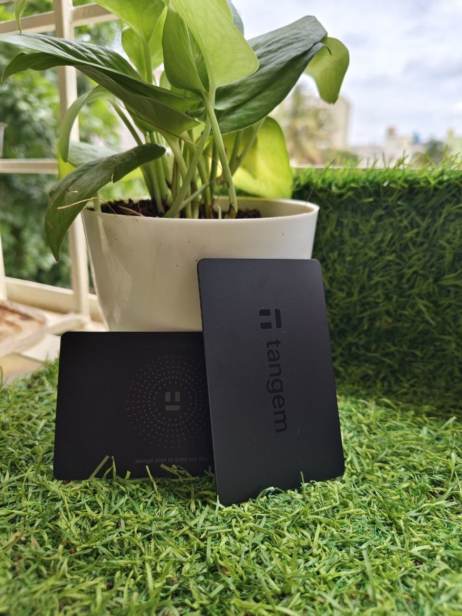 TreasuryOS's tweet photo. If you can’t store 12 words safely, go seedless. 💳

Most people don’t lose due to zero-day exploits, they lose it to misplaced paper, iCloud syncs, or phishing forms.

With @Tangem, your backup isn't a phrase written on a notepad. It’s physical, locked inside EAL6+ silicon. 🔐 https://t.co/Y8ofsiM48S