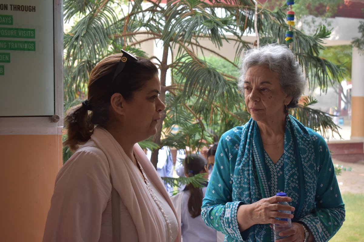 NagarSnpet's tweet photo. Welcoming International Education Specialist Ms. Saima Anwer to SNPET-HSS!

#SNPETHSS #SanjanNagar #SaimaAnwer #EducationForAll #QualityEducation #EducationInPakistan #StudentLeadership #StudentVoice #CreativeLearning #PeaceEducation #AghazEDosti #LittleArt #iEARN #YESProgram https://t.co/MLNT931XKv