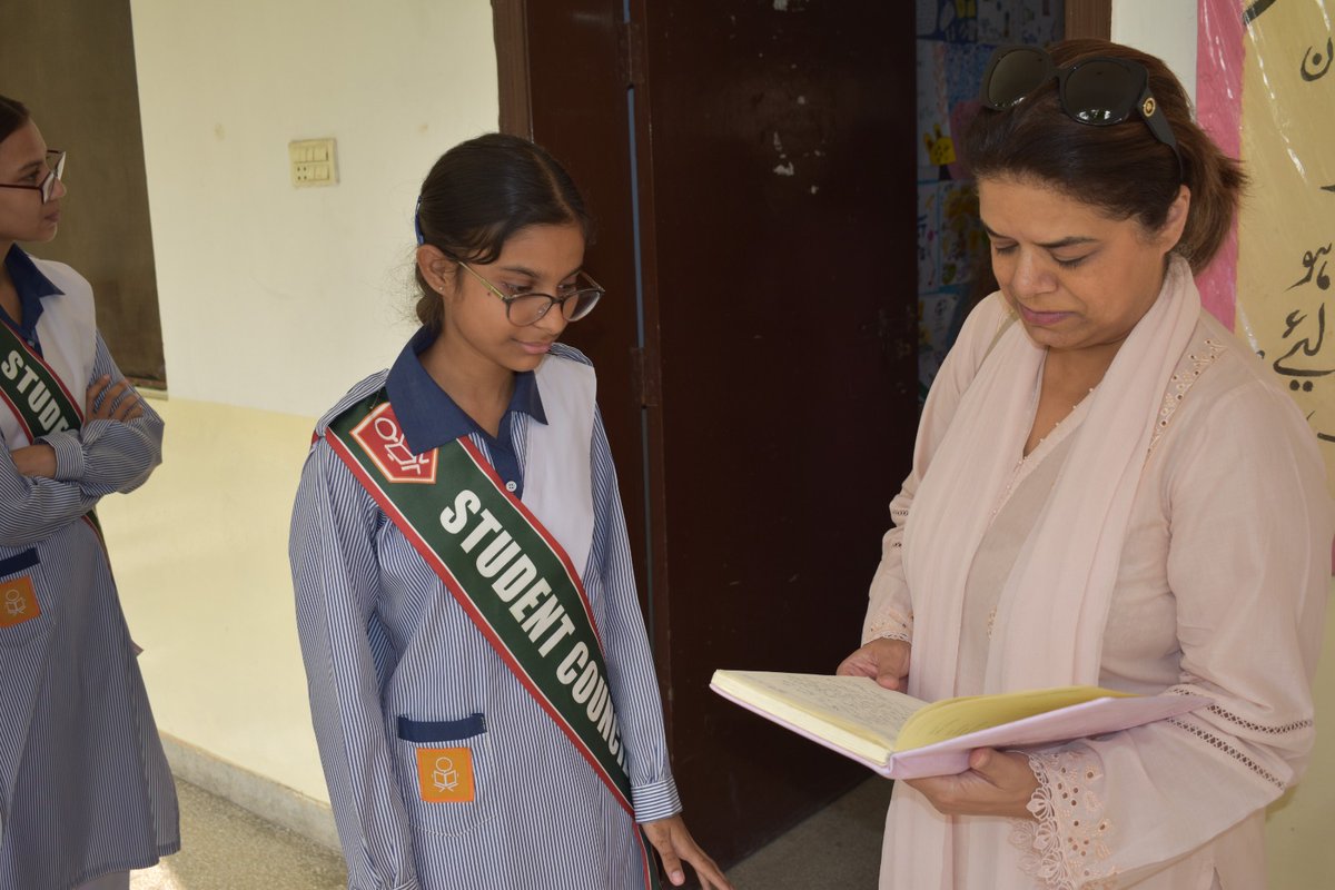 NagarSnpet's tweet photo. Welcoming International Education Specialist Ms. Saima Anwer to SNPET-HSS!

#SNPETHSS #SanjanNagar #SaimaAnwer #EducationForAll #QualityEducation #EducationInPakistan #StudentLeadership #StudentVoice #CreativeLearning #PeaceEducation #AghazEDosti #LittleArt #iEARN #YESProgram https://t.co/MLNT931XKv