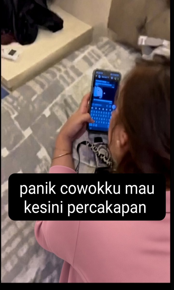 osurtansaturk's tweet photo. Cepetan ay dia curiga 
https://t.co/LoaRA7X1mV https://t.co/kskEyxSU0X
