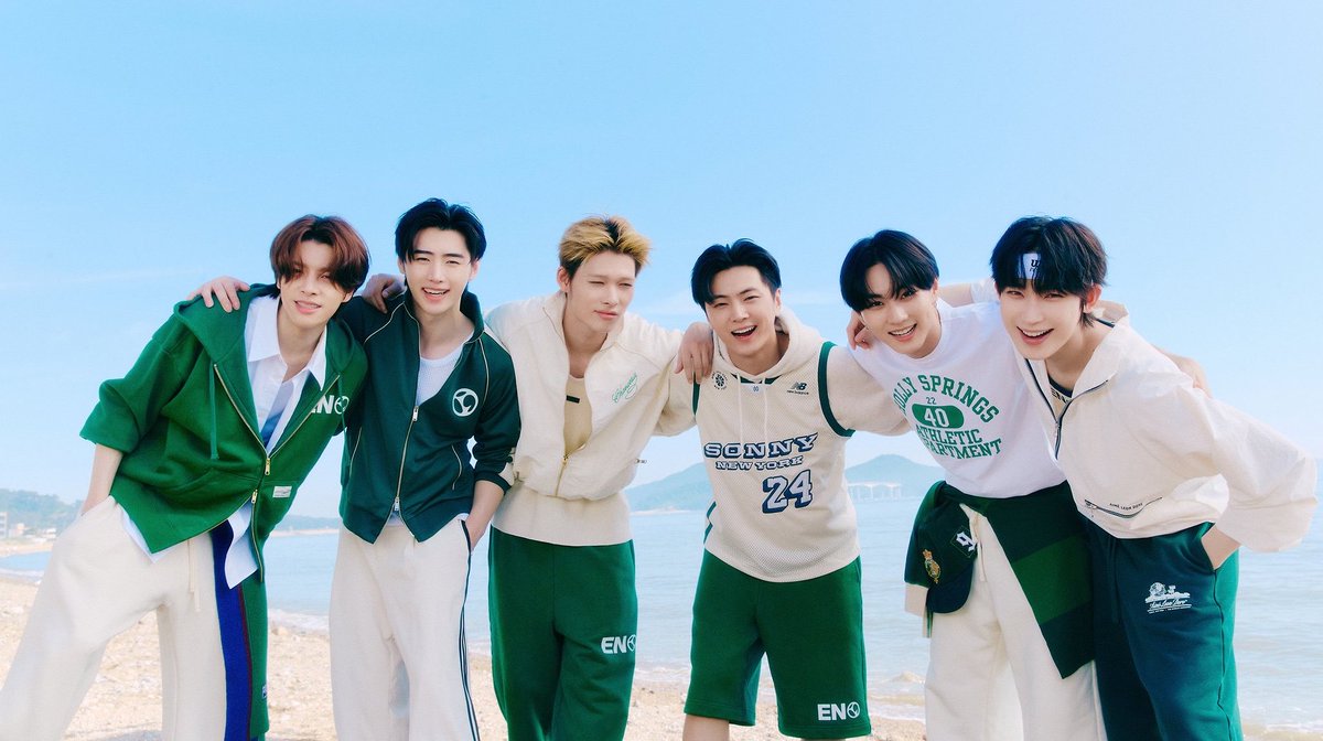 enhapopbase's tweet photo. This is en-family! https://t.co/Mg5WLBI9In