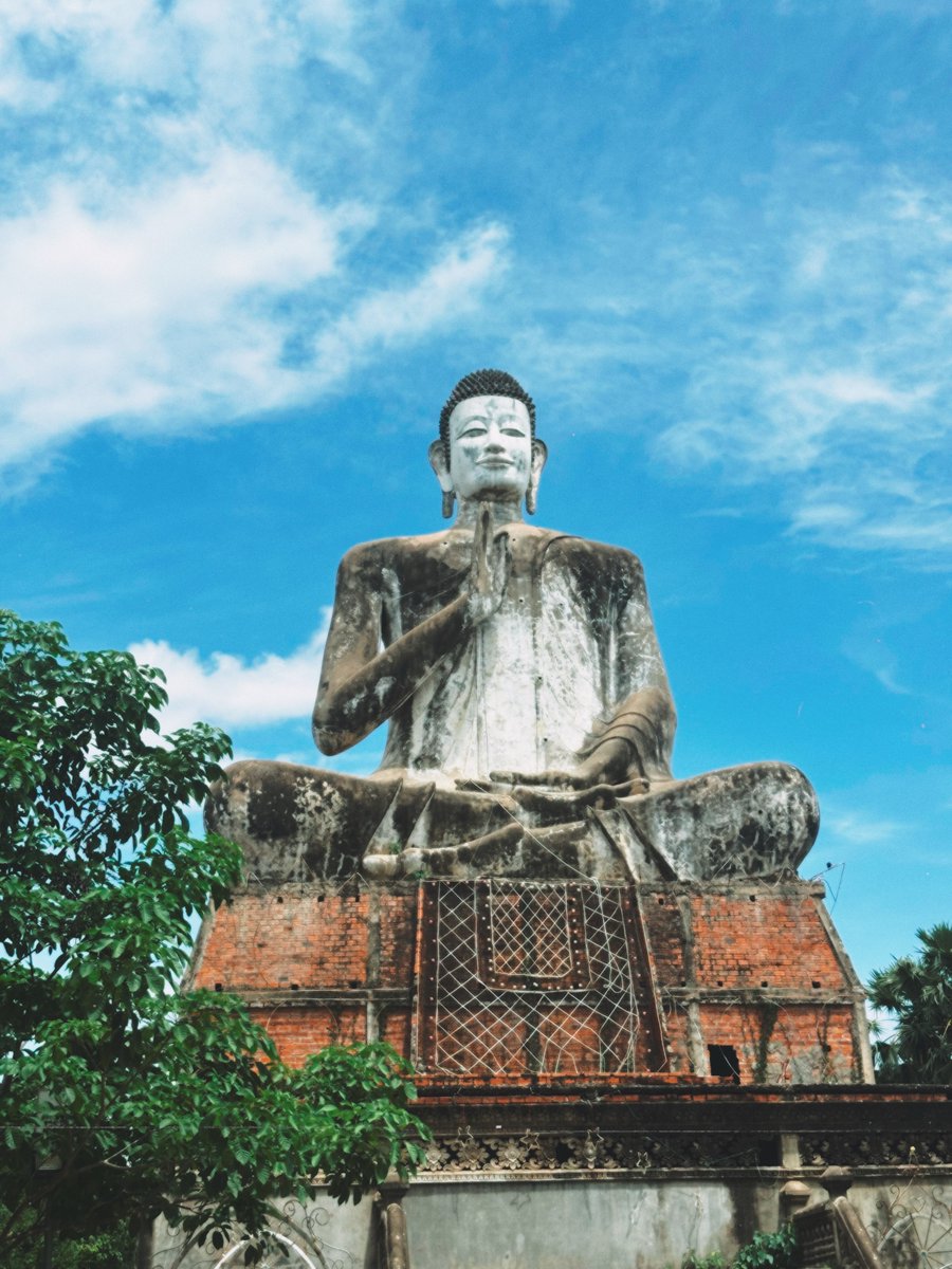 HOGRBARAN's tweet photo. Battambang, Cambodia’s second-largest city, has rough roads, but everything else shines: warm people, great food, and lovely weather. https://t.co/gmIFDQzyAg