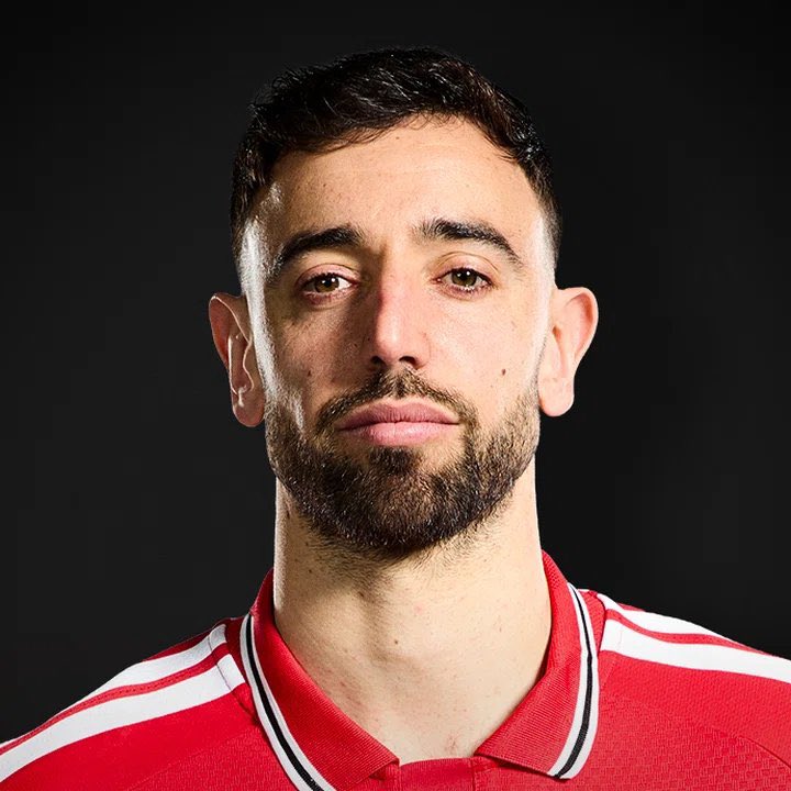 konnectwitheben's tweet photo. 🚨 𝗖𝗥𝗔𝗭𝗬 𝗦𝗧𝗔𝗧: Bruno Fernandes (32) has scored just TWO Champions League goals against teams from Europe's TOP FIVE leagues in his ENTIRE career:

🎯 1 penalty vs PSG
🎯 1 penalty vs RB Leipzig https://t.co/80esFCTSxd