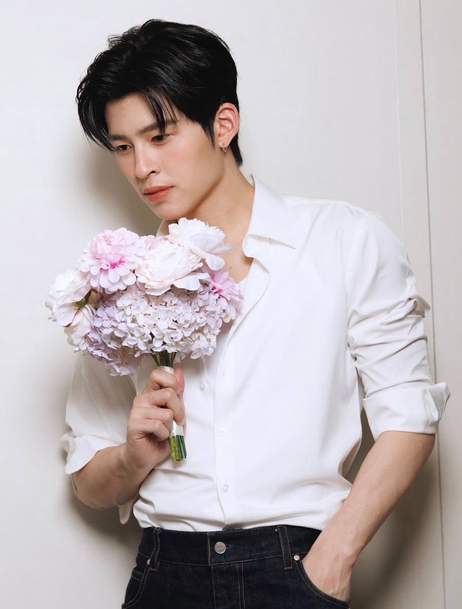 guijupinabowl's tweet photo. จะจีบคุณหนู อย่าให้รู้ถึงหูคุณนาย https://t.co/ncHfWikJnt