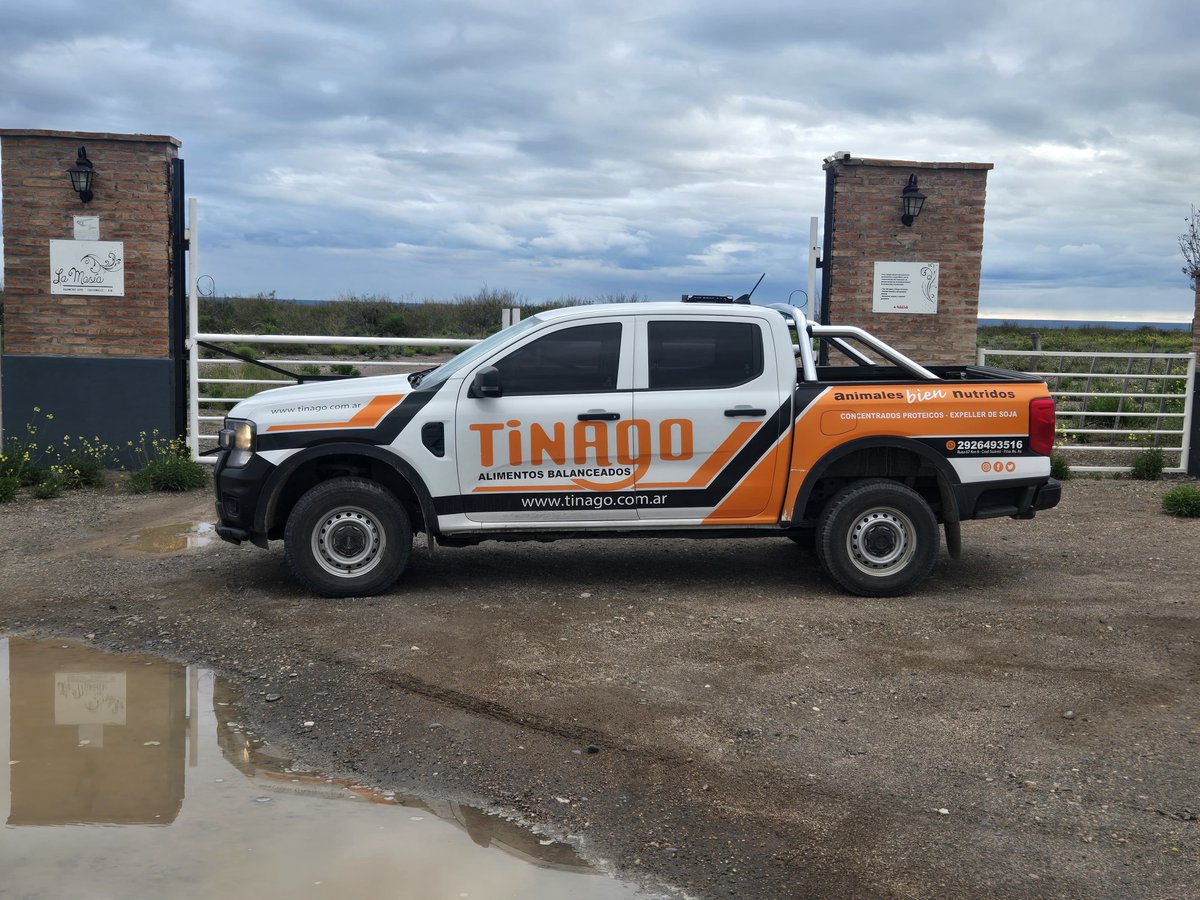 TinagoAB's tweet photo. 📍 Estancia La Masía, Chichinales - Río Negro
Junto a Horacio Palaveccino viendo los resultados con TINAGO Concentrado Proteico 10%. ¡Excelente estado!

Gracias Horacio por abrirnos las puertas de tu campo.

#Tinago #Concentrados #Proteico10 #GanaderiaPatagonica #Chichinales https://t.co/otCneR1AWT