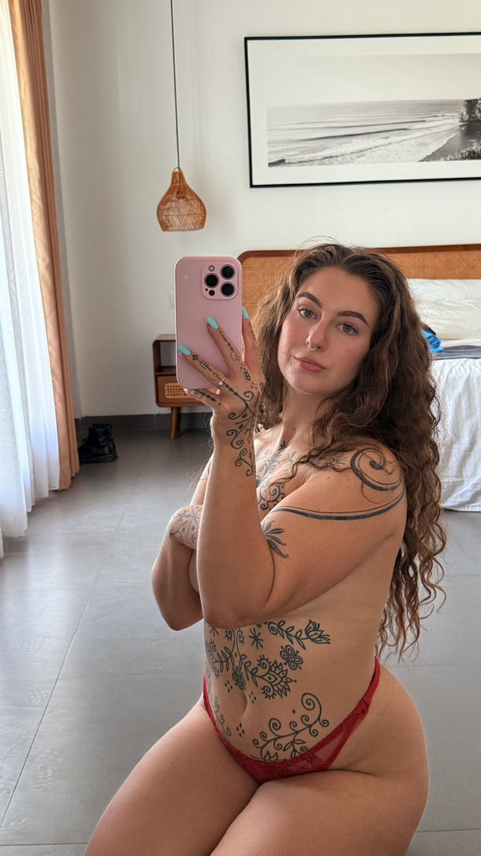 Gigix69x's tweet photo. wanna see more?? https://t.co/f9cv0OKC82