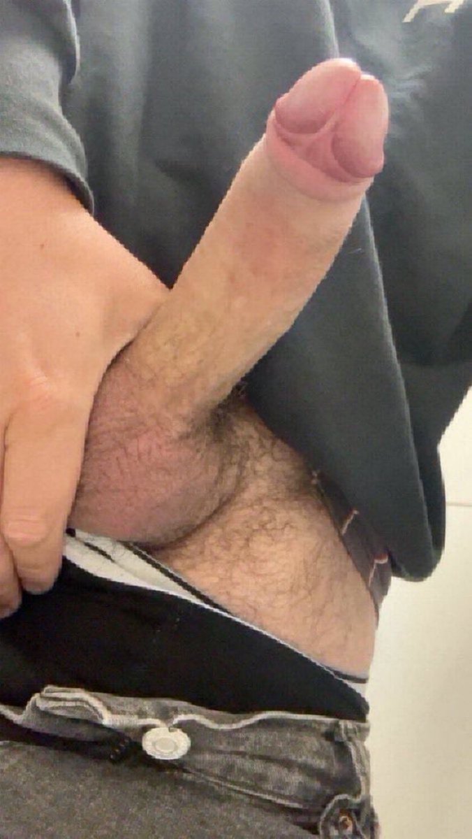 meilleurequeue's tweet photo. SO HARD AND HORNY FOR A MILF DM ME 🥵🥵🥵 #horny #bwc #milf #mature #cougar #sext #nsfw #pussy #cock #dick #slut #whore #naughty #cum #hotwife https://t.co/BzUDMgtRRq