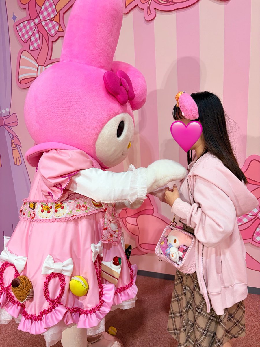 mipimymelody's tweet photo. マイメロちゃんの婚約ネックレス見せてきた🤭💖
ようやく報告できてしあわせ🥰🫶 https://t.co/TsYSiYwlrU