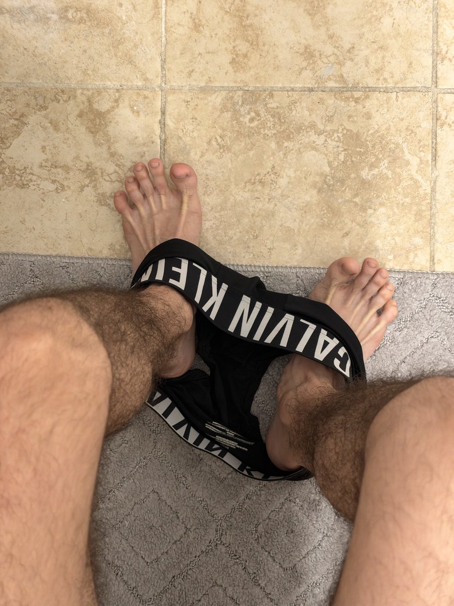 shaxensoles's tweet photo. I know exactly why you're here🦶🏻😈 https://t.co/OO6VLxGtip
