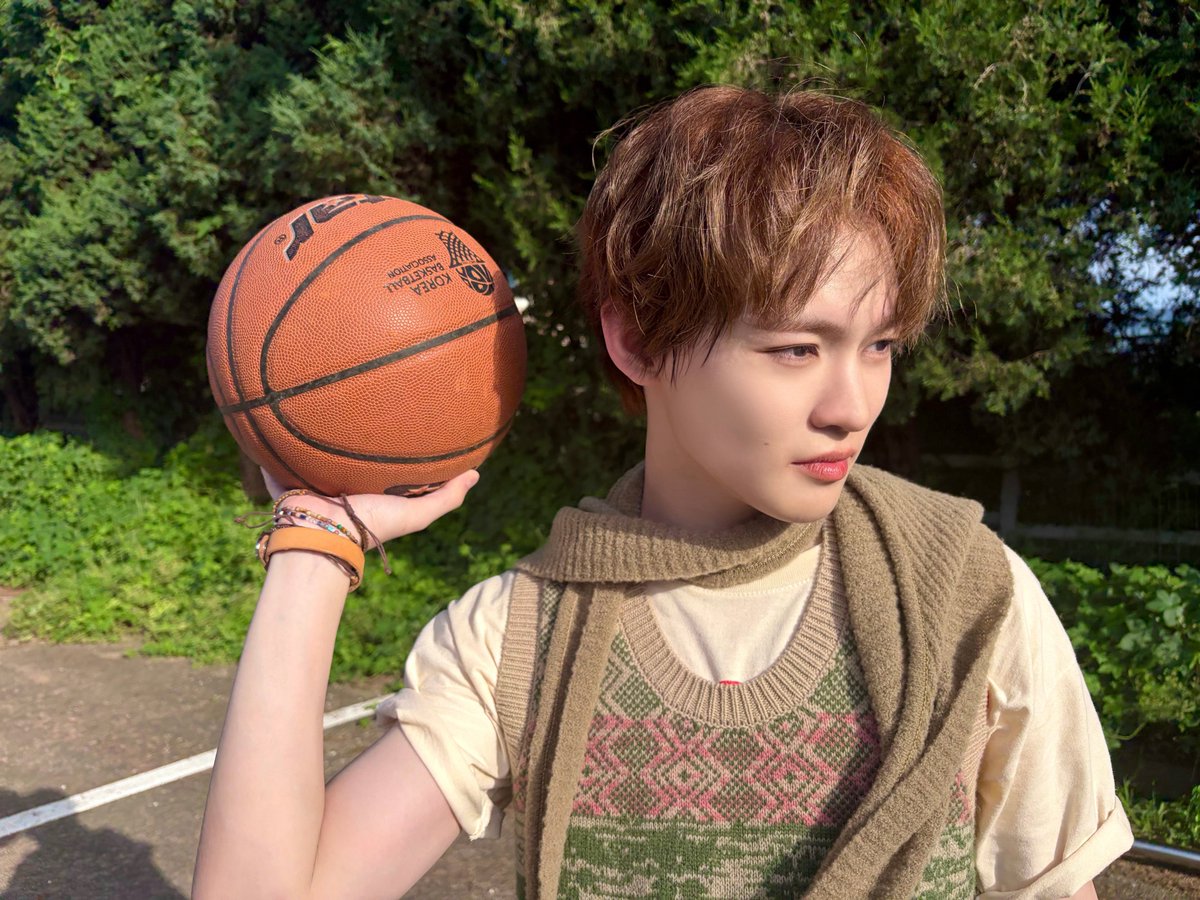 chenlevid tweet picture