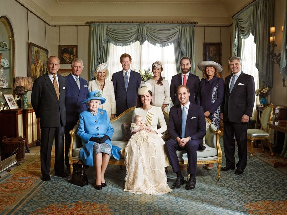 piscebell's tweet photo. The official portraits from Prince George's christening day #OTD 13 years ago🤍🥹 https://t.co/EjGnatQxIF