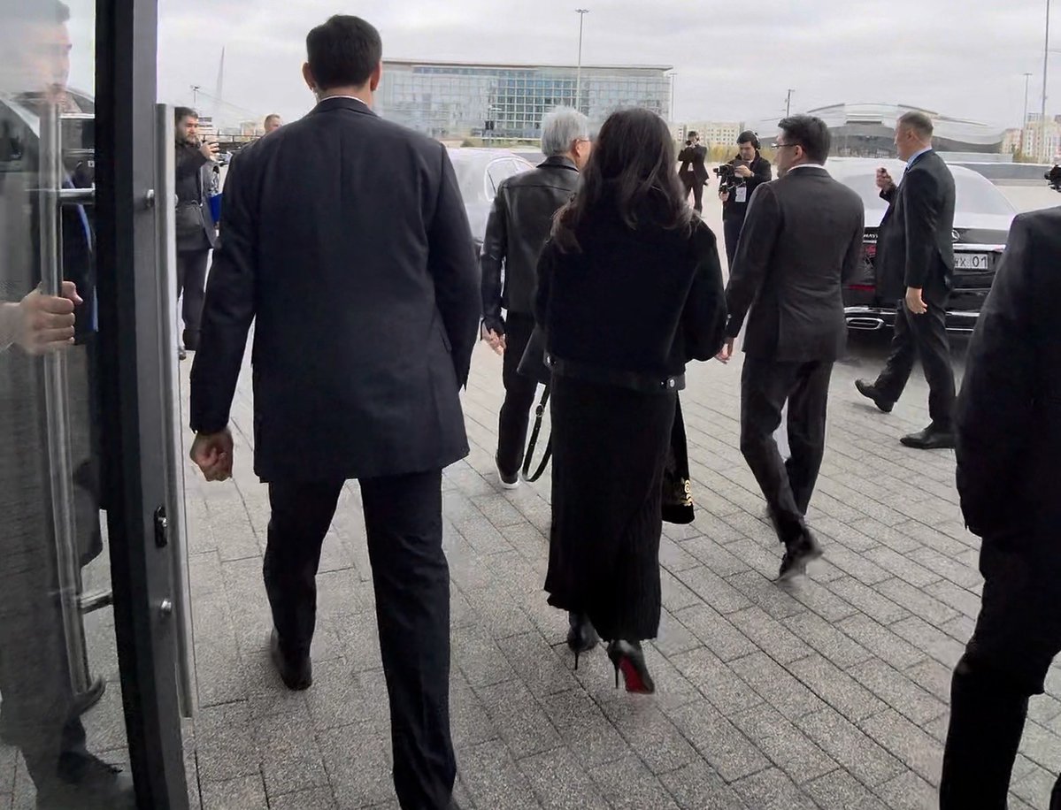 lightofrahim's tweet photo. Shared an epic moment walking out of the AI sphere with @nvidia CEO @JensenHuang and Minister @Zhaslan_Madiyev of AI &amp; Digital Development in Kazakhstan, today. If anyone finds the opposite angle of this photo, pls hit me up! https://t.co/fZlWfddPnq