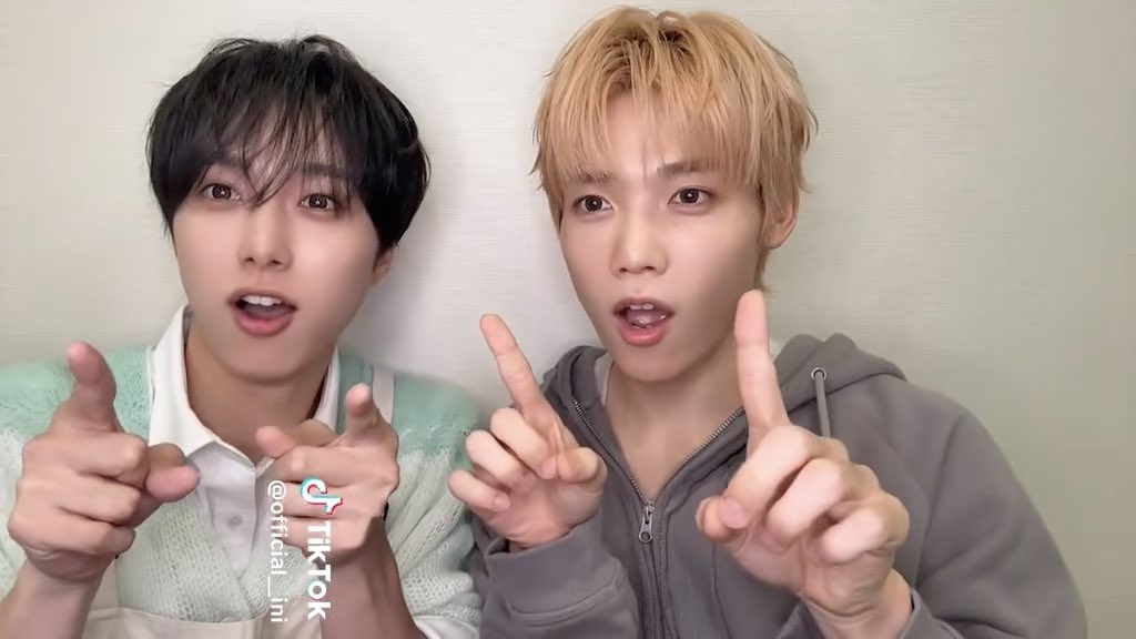 msya1010's tweet photo. ましゃたく𝑭𝑶𝑹𝑬𝑽𝑬𝑹…💛🧡 https://t.co/DNj1Xg9hG1